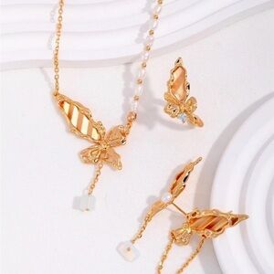 NEW Butterfly Sterling SilverJewelry Set Necklace Earrings Ring